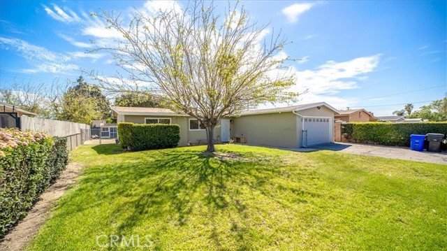 Detail Gallery Image 1 of 1 For 15157 Upland Ave, Fontana,  CA 92335 - 3 Beds | 1/1 Baths