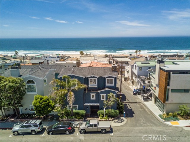 232 5th Place, Manhattan Beach, California 90266, 3 Bedrooms Bedrooms, ,3 BathroomsBathrooms,Residential,Sold,5th,SB17090395