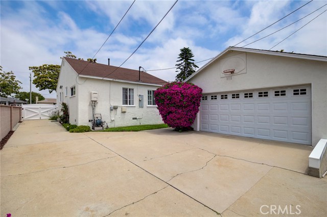 2602 Fisk Lane, Redondo Beach, California 90278, 3 Bedrooms Bedrooms, ,1 BathroomBathrooms,Residential,Sold,Fisk,SB18134687