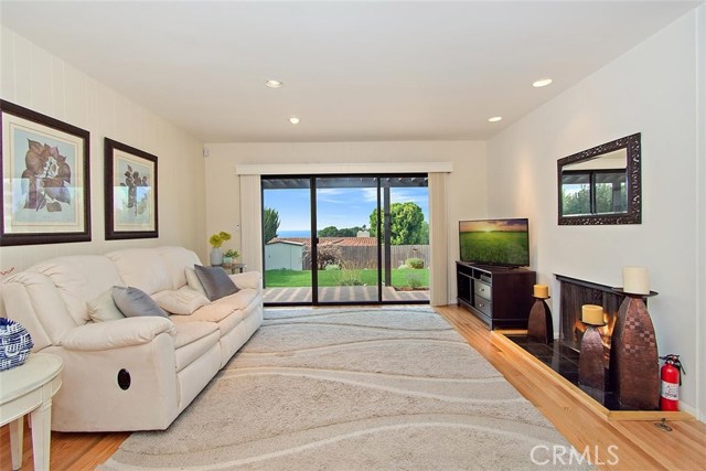 2117 Via Estudillo, Palos Verdes Estates, California 90274, 3 Bedrooms Bedrooms, ,2 BathroomsBathrooms,Residential,Sold,Via Estudillo,SB20178233