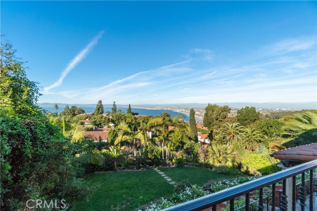 841 Via Somonte, Palos Verdes Estates, California 90274, 4 Bedrooms Bedrooms, ,5 BathroomsBathrooms,Residential,Sold,Via Somonte,SB21146650