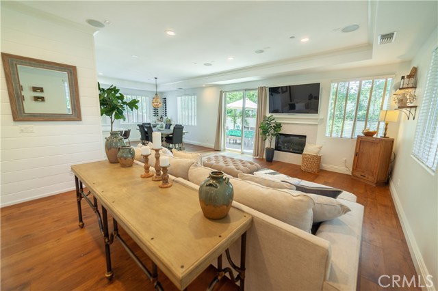 2110 Ernest Avenue, Redondo Beach, California 90278, 4 Bedrooms Bedrooms, ,3 BathroomsBathrooms,Residential,Sold,Ernest,SB18147464