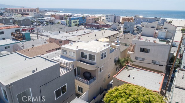 238 Palm Drive, Hermosa Beach, California 90254, 3 Bedrooms Bedrooms, ,3 BathroomsBathrooms,Residential,Sold,Palm,SB17095716