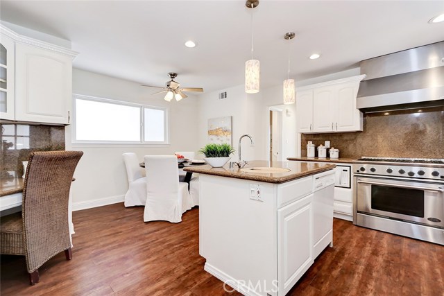 1705 Van Horne Lane, Redondo Beach, California 90278, 3 Bedrooms Bedrooms, ,1 BathroomBathrooms,Residential,Sold,Van Horne,SB20201829