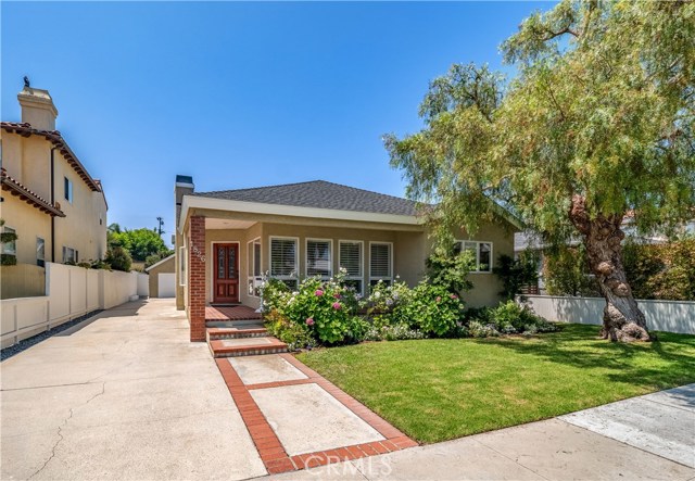 1826 8th Street, Manhattan Beach, California 90266, 3 Bedrooms Bedrooms, ,2 BathroomsBathrooms,Residential,Sold,8th,SB20139233