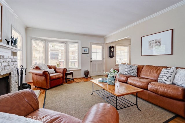 401 6th Street, Manhattan Beach, California 90266, 4 Bedrooms Bedrooms, ,2 BathroomsBathrooms,Residential,Sold,6th,SB20226539