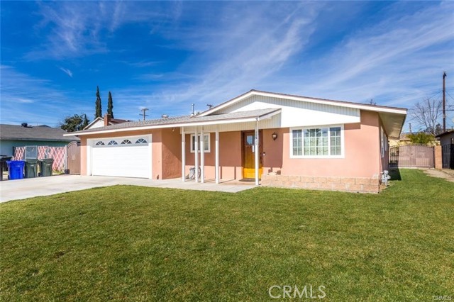 Detail Gallery Image 1 of 1 For 17526 Ivy Ave, Fontana,  CA 92335 - 4 Beds | 2 Baths