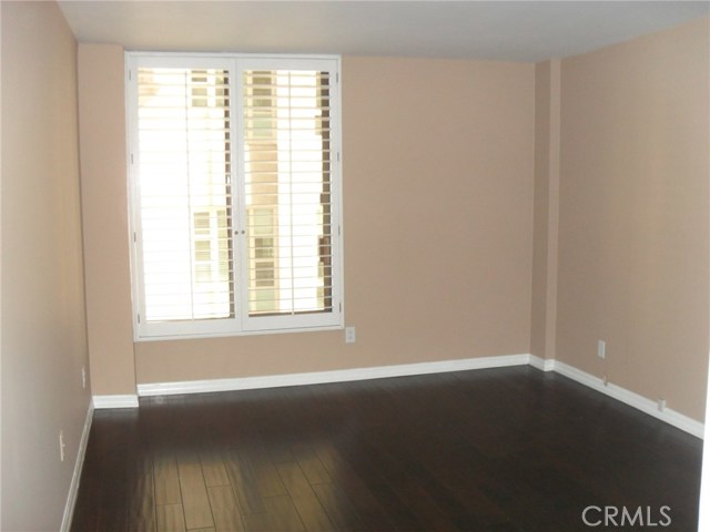 2 Bed Home for Sale in Los Angeles, California