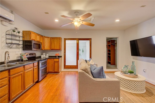 1010 Firmona Avenue, Redondo Beach, California 90278, 4 Bedrooms Bedrooms, ,2 BathroomsBathrooms,Residential,Sold,Firmona,SB19217581