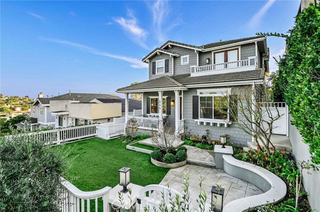 844 Avenue B, Redondo Beach, California 90277, 5 Bedrooms Bedrooms, ,5 BathroomsBathrooms,Residential,Sold,Avenue B,SB20039322