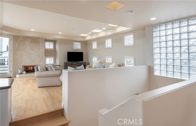 224 14th Street, Manhattan Beach, California 90266, 4 Bedrooms Bedrooms, ,4 BathroomsBathrooms,Residential,Sold,14th,SB19152131