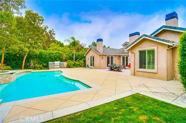 1 Hillcrest Manor, Rolling Hills Estates, California 90274, 4 Bedrooms Bedrooms, ,3 BathroomsBathrooms,Residential,Sold,Hillcrest Manor,SB19101049