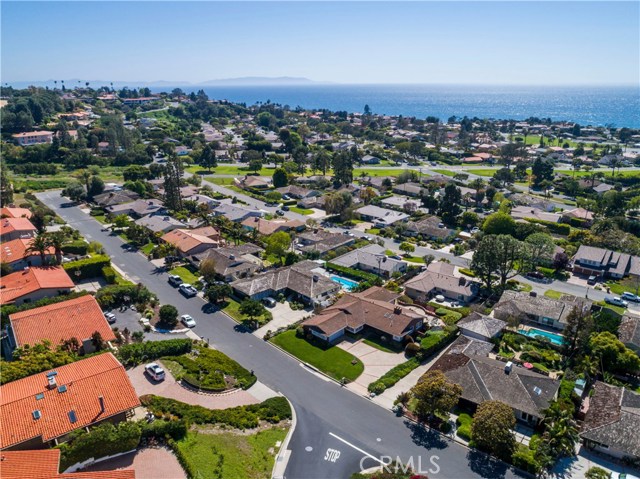 2621 Via Carrillo, Palos Verdes Estates, California 90274, 4 Bedrooms Bedrooms, ,2 BathroomsBathrooms,Residential,Sold,Via Carrillo,PV17070048