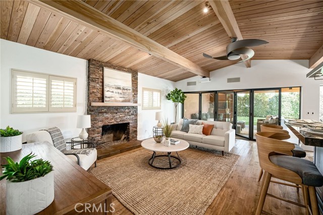 1421 17th Street, Manhattan Beach, California 90266, 3 Bedrooms Bedrooms, ,1 BathroomBathrooms,Residential,Sold,17th,SB20170029