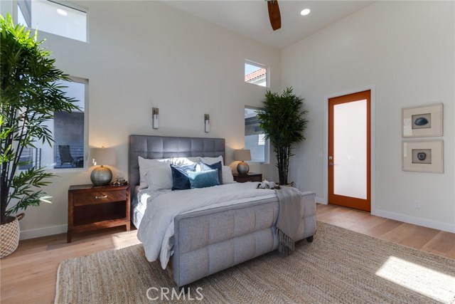 Master bed with patio