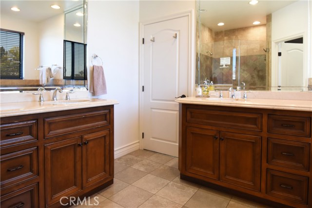 2612 Poinsettia Avenue, Manhattan Beach, California 90266, 5 Bedrooms Bedrooms, ,5 BathroomsBathrooms,Residential,Sold,Poinsettia,SB20134895