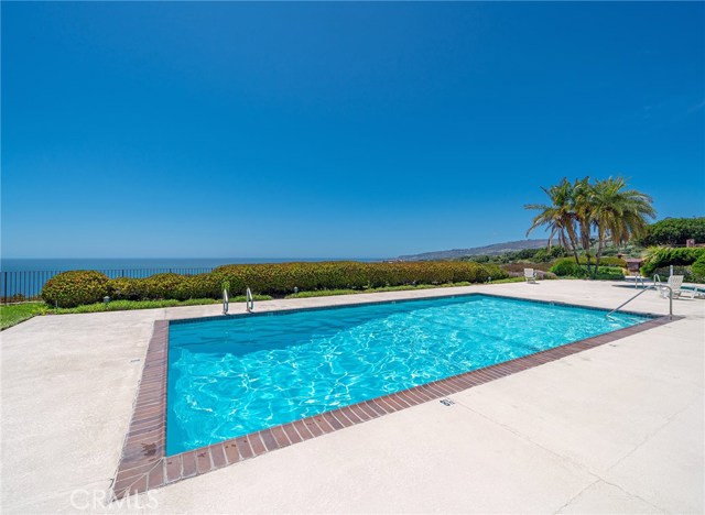 3200 La Rotonda Drive, Rancho Palos Verdes, California 90275, 2 Bedrooms Bedrooms, ,2 BathroomsBathrooms,Residential,Sold,La Rotonda,PV21007538