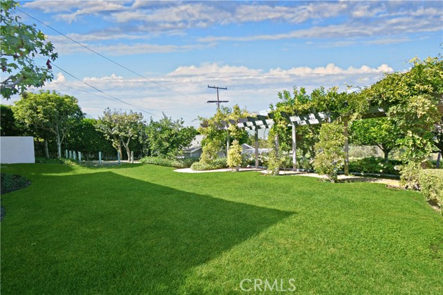 32 Harbor Sight Drive, Rolling Hills Estates, California 90274, 6 Bedrooms Bedrooms, ,2 BathroomsBathrooms,Residential,Sold,Harbor Sight,PV20212082