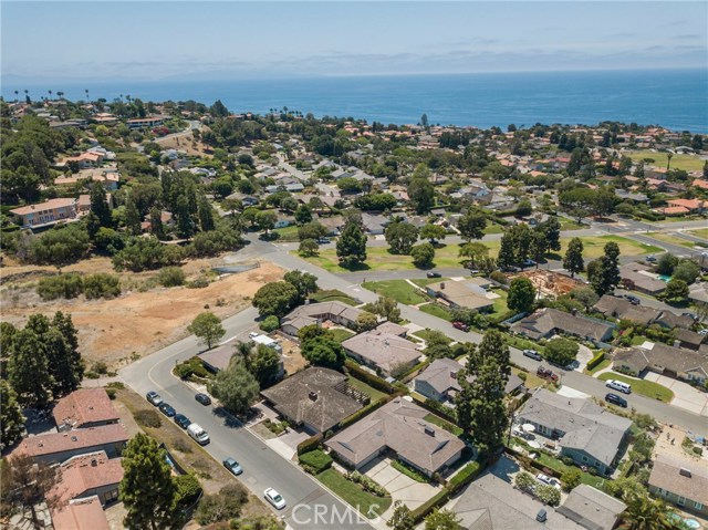 2639 Via Carrillo, Palos Verdes Estates, California 90274, 3 Bedrooms Bedrooms, ,1 BathroomBathrooms,Residential,Sold,Via Carrillo,PV18177875