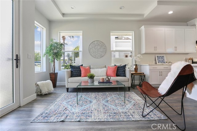 2215 Robinson Street, Redondo Beach, California 90278, 4 Bedrooms Bedrooms, ,4 BathroomsBathrooms,Residential,Sold,Robinson,SB20091863