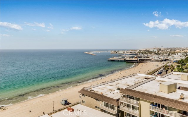 531 Esplanade, Redondo Beach, California 90277, 2 Bedrooms Bedrooms, ,3 BathroomsBathrooms,Residential,Sold,Esplanade,SB19000040