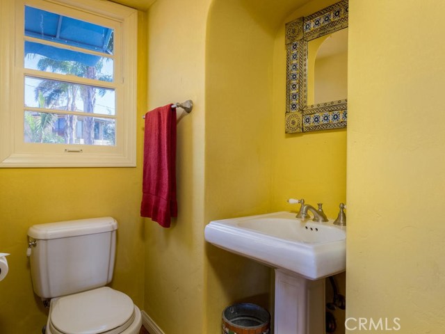 616 Gertruda Avenue, Redondo Beach, California 90277, 4 Bedrooms Bedrooms, ,4 BathroomsBathrooms,Residential,Sold,Gertruda,SB18039519