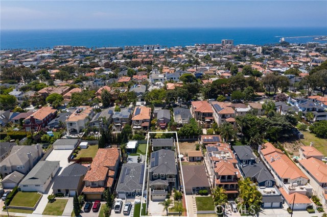 733 Juanita Avenue, Redondo Beach, California 90277, 5 Bedrooms Bedrooms, ,5 BathroomsBathrooms,Residential,Sold,Juanita,SB20142133