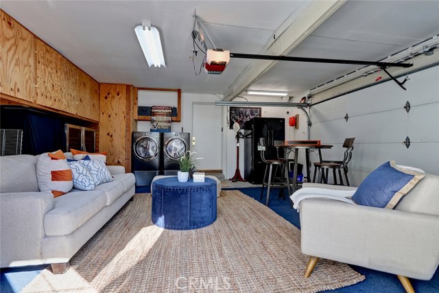 811 Spencer Street, Redondo Beach, California 90277, 4 Bedrooms Bedrooms, ,2 BathroomsBathrooms,Residential,Sold,Spencer,SB19017533