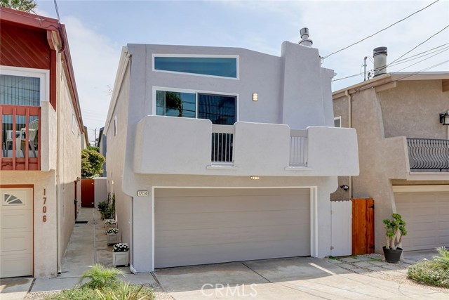 1704 Haynes Lane, Redondo Beach, California 90278, 3 Bedrooms Bedrooms, ,2 BathroomsBathrooms,Residential,Sold,Haynes,SB19142803