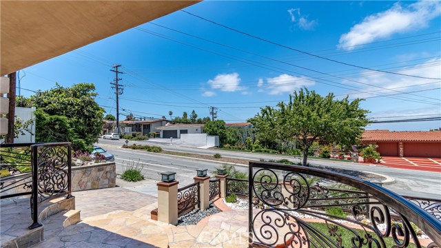 6038 Montemalaga, Rancho Palos Verdes, California 90275, 3 Bedrooms Bedrooms, ,3 BathroomsBathrooms,Residential,Sold,Montemalaga,SB20212389