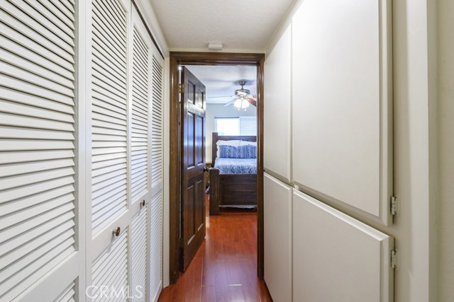 1140 Manhattan Beach Boulevard, Manhattan Beach, California 90266, 2 Bedrooms Bedrooms, ,3 BathroomsBathrooms,Residential,Sold,Manhattan Beach,SB17069886
