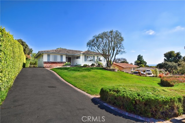 704 Yarmouth Road, Palos Verdes Estates, California 90274, 4 Bedrooms Bedrooms, ,3 BathroomsBathrooms,Residential,Sold,Yarmouth,PV17140504