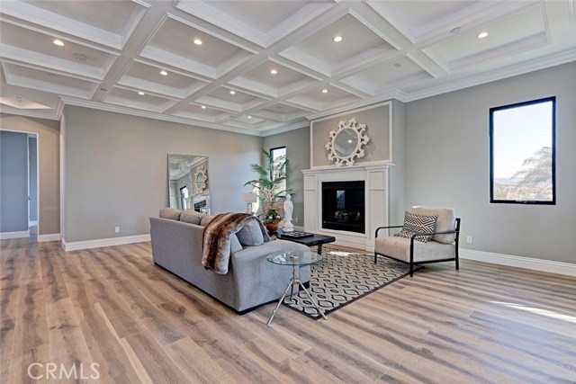 404 Lucia, Redondo Beach, California 90277, 4 Bedrooms Bedrooms, ,3 BathroomsBathrooms,Residential,Sold,Lucia,SB17221767