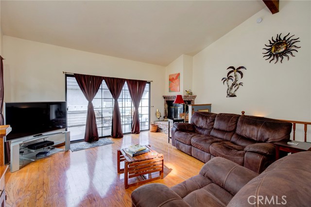 1924 Mathews Avenue, Redondo Beach, California 90278, 3 Bedrooms Bedrooms, ,2 BathroomsBathrooms,Residential,Sold,Mathews,SB19050062