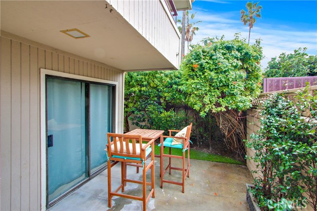700 Esplanade, Redondo Beach, California 90277, 3 Bedrooms Bedrooms, ,2 BathroomsBathrooms,Residential,Sold,Esplanade,SB18014661