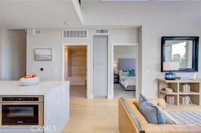 1920 Pacific Coast Highway, Redondo Beach, California 90277, 1 Bedroom Bedrooms, ,1 BathroomBathrooms,Residential,Sold,Pacific Coast Highway,OC20103454