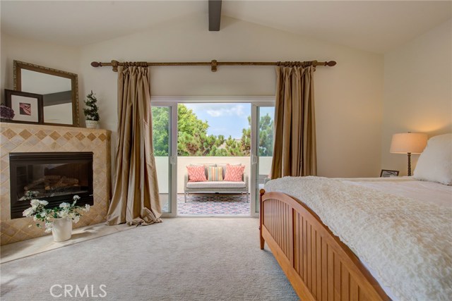 1144 9th Street, Hermosa Beach, California 90254, 5 Bedrooms Bedrooms, ,4 BathroomsBathrooms,Residential,Sold,9th,SB19216948