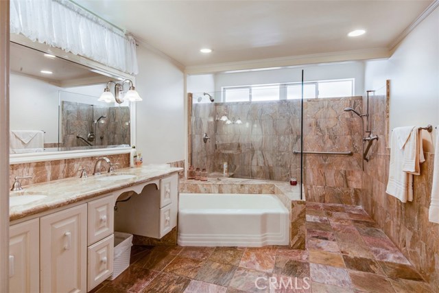 28810 Crestridge Road, Rancho Palos Verdes, California 90275, 4 Bedrooms Bedrooms, ,2 BathroomsBathrooms,Residential,Sold,Crestridge,PV19068448