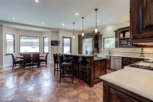 814 Juanita Avenue, Redondo Beach, California 90277, 5 Bedrooms Bedrooms, ,3 BathroomsBathrooms,Residential,Sold,Juanita,SB20155302