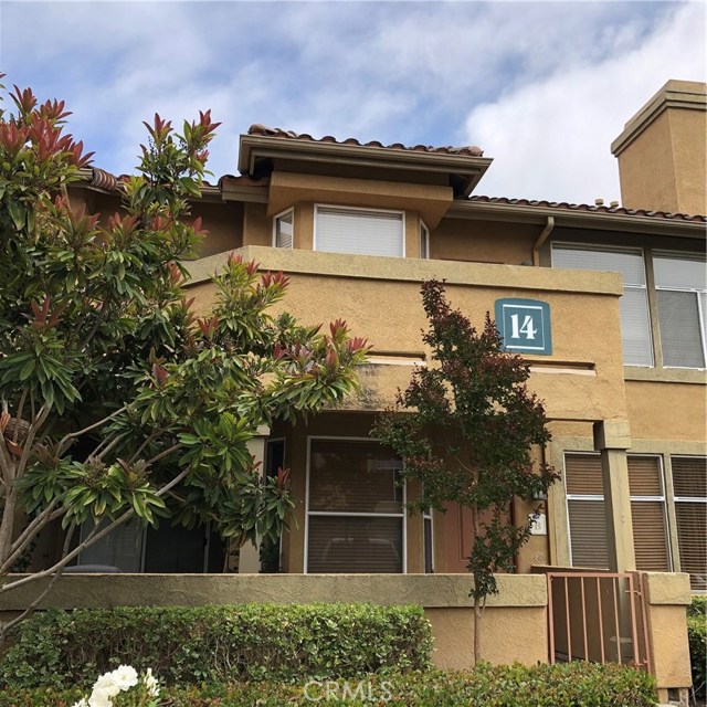 Photo of 19431 Rue De Valore #14D, Lake Forest, CA 92610
