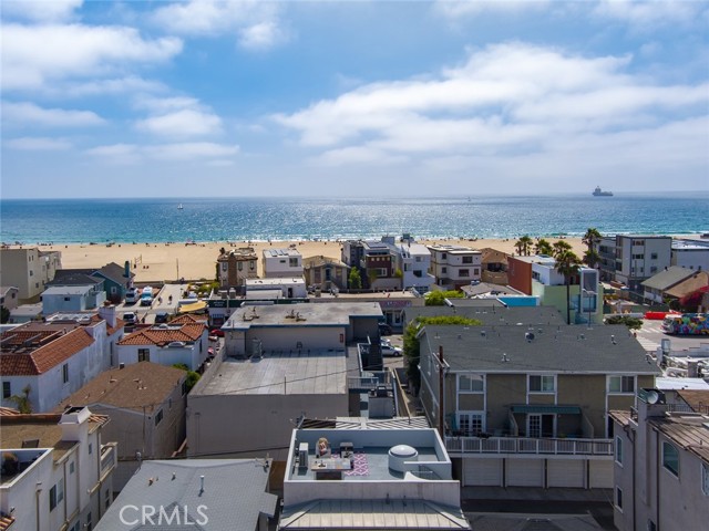 152 Palm Drive, Hermosa Beach, California 90254, 3 Bedrooms Bedrooms, ,2 BathroomsBathrooms,Residential,Sold,Palm,SB21128349