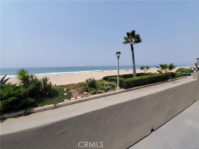 3212 The Strand, Manhattan Beach, California 90266, 3 Bedrooms Bedrooms, ,2 BathroomsBathrooms,Residential,Sold,The Strand,IN21015203