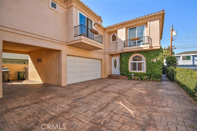 2213 Gates Avenue, Redondo Beach, California 90278, 4 Bedrooms Bedrooms, ,2 BathroomsBathrooms,Residential,Sold,Gates,SB19244221