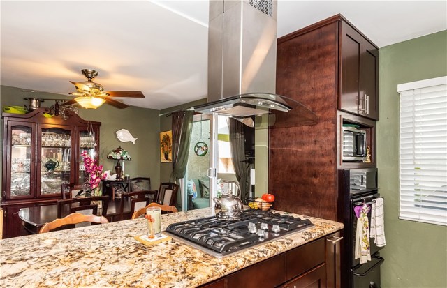 2200 Vanderbilt Lane, Redondo Beach, California 90278, 2 Bedrooms Bedrooms, ,2 BathroomsBathrooms,Residential,Sold,Vanderbilt,SB18281133