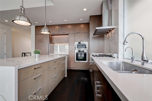 2804 Highland Avenue, Manhattan Beach, California 90266, 4 Bedrooms Bedrooms, ,3 BathroomsBathrooms,Residential,Sold,Highland,SB20147687