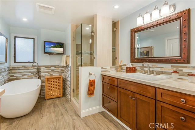 1539 Via Coronel, Palos Verdes Estates, California 90274, 5 Bedrooms Bedrooms, ,4 BathroomsBathrooms,Residential,Sold,Via Coronel,PV17088451
