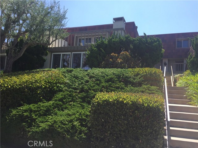 65 Cresta Verde Drive, Rolling Hills Estates, California 90274, 2 Bedrooms Bedrooms, ,1 BathroomBathrooms,Residential,Sold,Cresta Verde,PV20103342