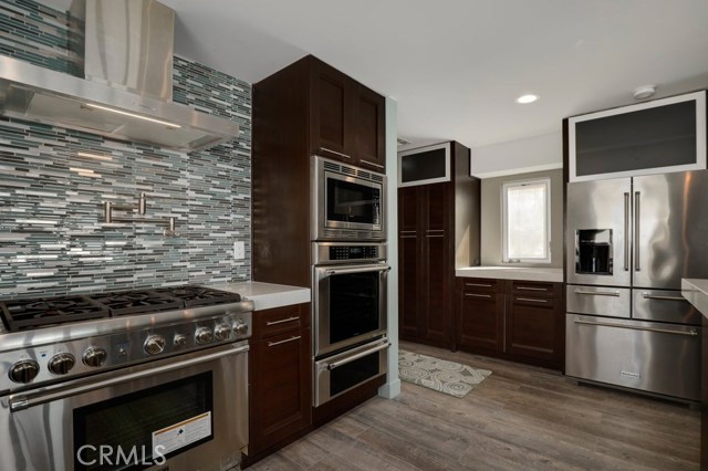 2031 Hillcrest Drive, Hermosa Beach, California 90254, 3 Bedrooms Bedrooms, ,4 BathroomsBathrooms,Residential,Sold,Hillcrest,PW20026303
