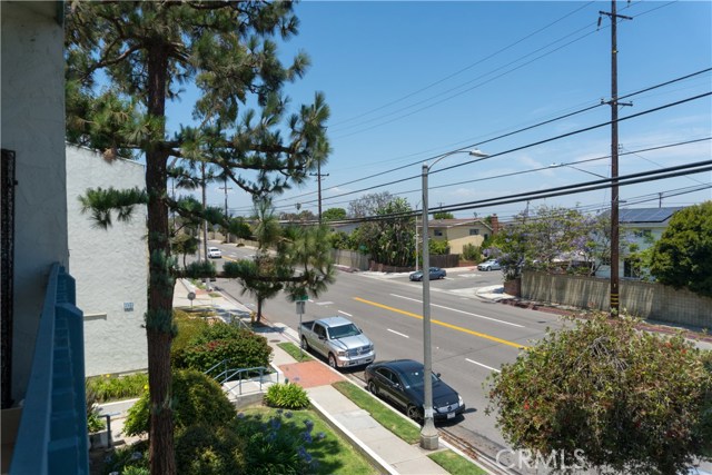 607 Prospect Avenue, Redondo Beach, California 90277, 1 Bedroom Bedrooms, ,1 BathroomBathrooms,Residential,Sold,Prospect,CV17155698