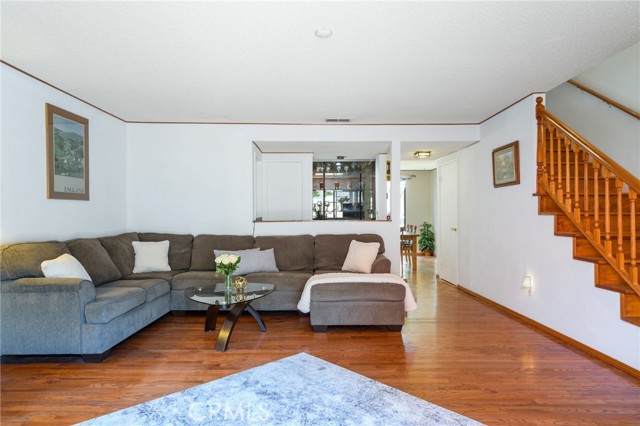 511 Meyer Lane, Redondo Beach, California 90278, 2 Bedrooms Bedrooms, ,1 BathroomBathrooms,Residential,Sold,Meyer,SB21085805